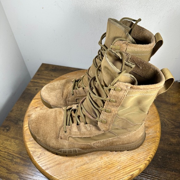 Nike SFB Gen 2 8 Inch Military Tactical Boots Coyote Brown 688974-220 Mens 7.5 main image 4
